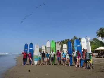 Lecciones de Surf, Dominical, Pacífico Sur, Costa Rica photo